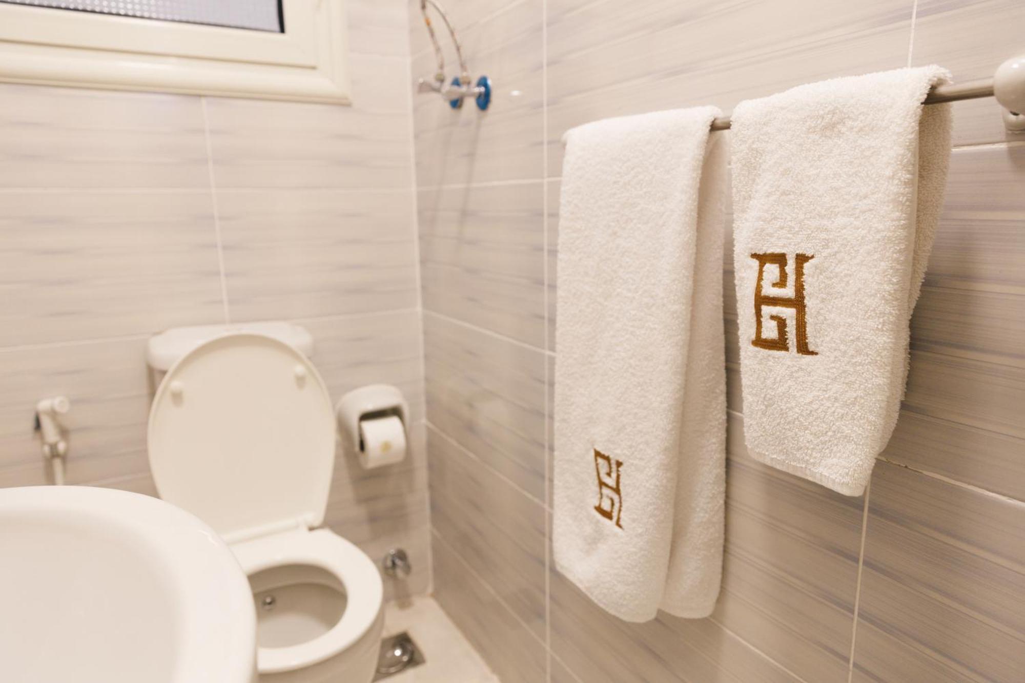 Apartment Viola Near Waterway Malls By Elegant Cairo